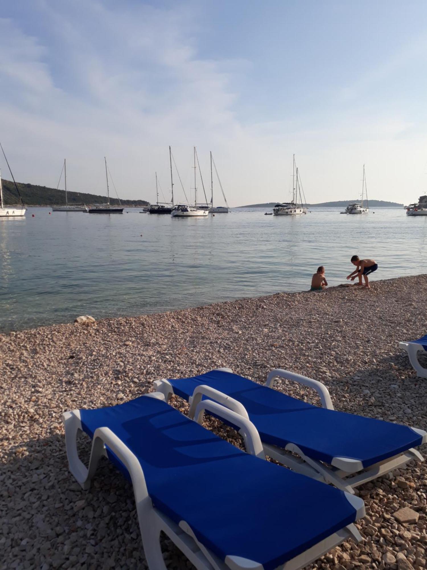 -Villa Sjor -Primosten-Apartmani- Has 2 Large Apartments And 2 Smaller Ones -Primosten Lokvice 6 Esterno foto